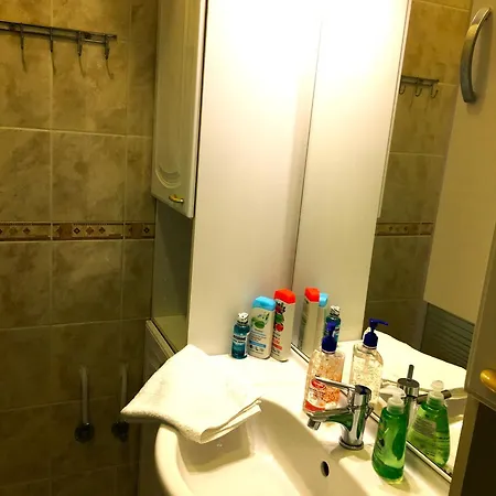Hangulatos Pecsi Belvarosi Kertes Haz Ingyenes Wifivel Pecs